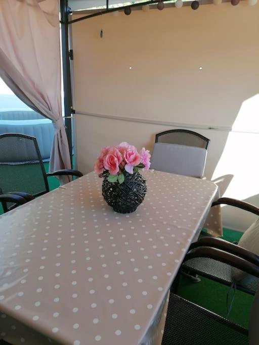 Apartman Max !!!! Omiš Exteriör bild